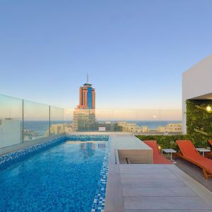 V Hotel